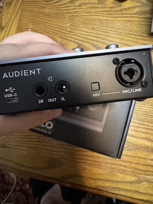 Placa audio audient id4 mk2