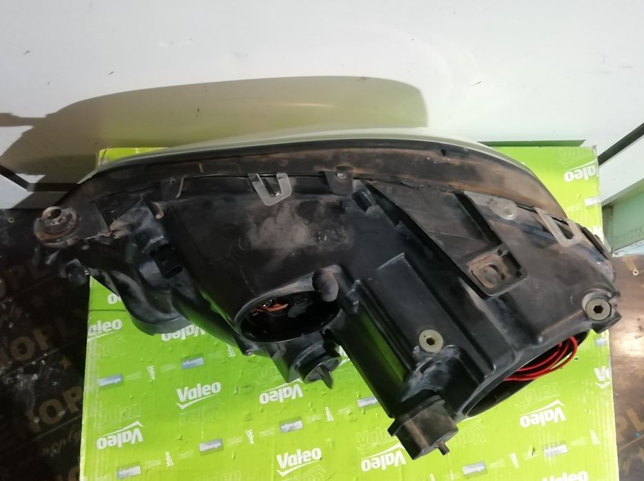 Фар фарове за Mercedes ML W164 / Мерцедес МЛ W164 Bi-Xenon AFS.