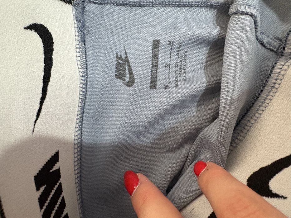 Анцузи на Nike .