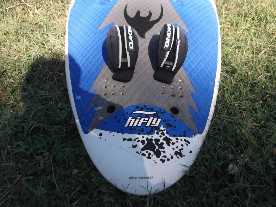 Дъска за уидсърф хайфлай с две финки