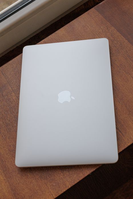 Apple MacBook Air M1 2020, 8 Gb RAM/256 Gb