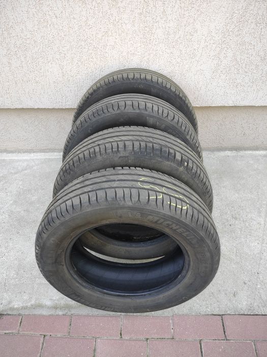 4 anvelope de vara 185/65/15 Michelin