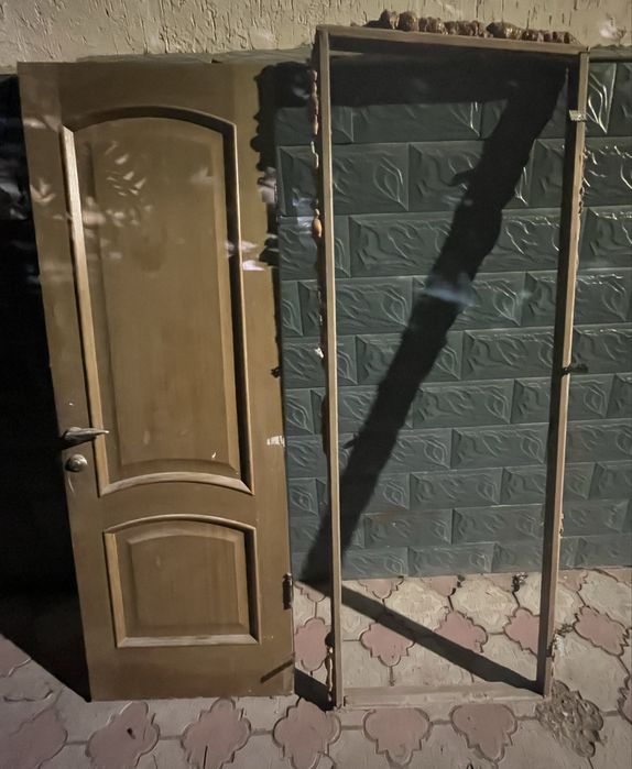 Продам межкомнатные двери