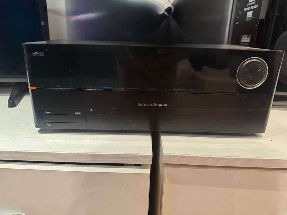 Harman Kardon Premium Home Cinema 5.1 + AVR 370 | 200W Subwoofer | Wi-Fi | AirPlay