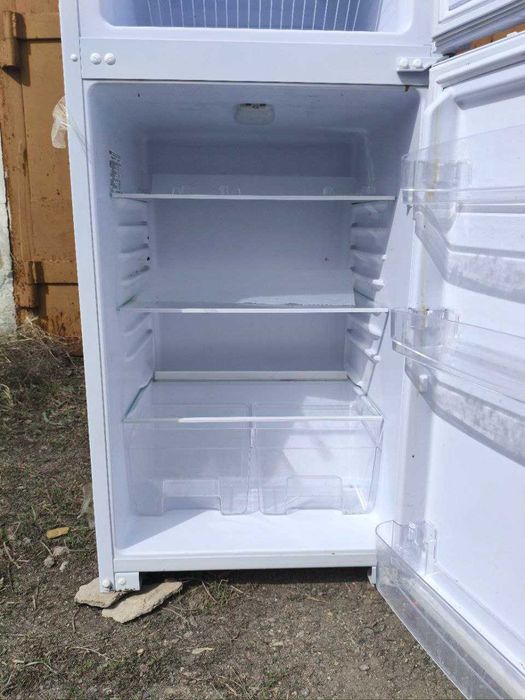 Холодильник рабочий