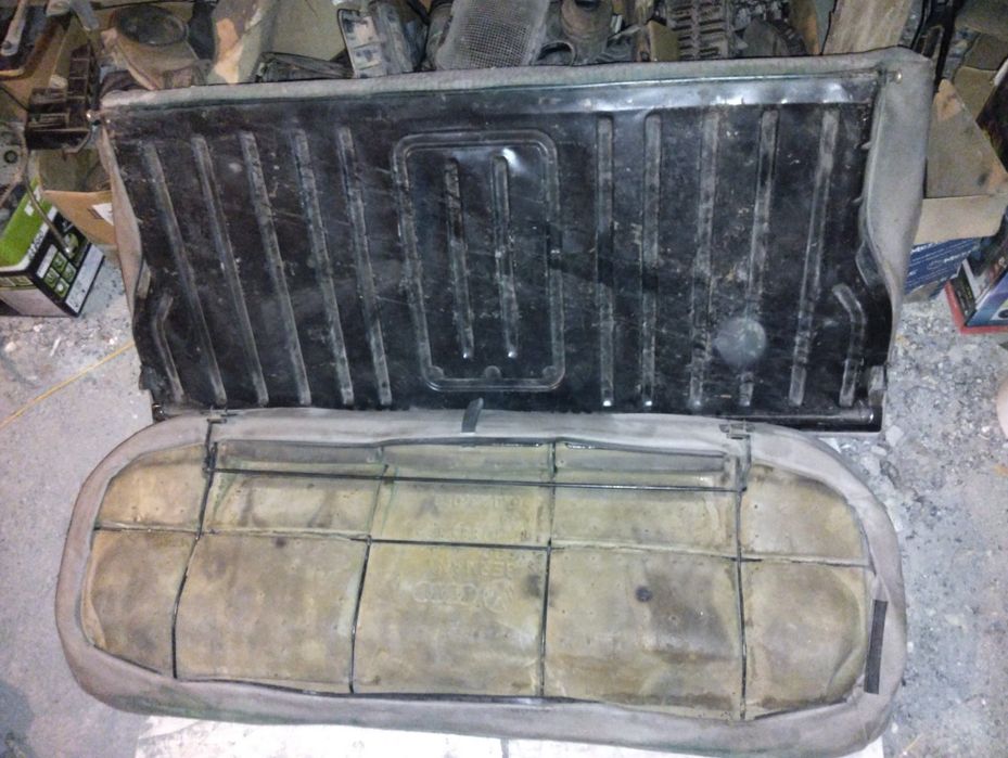 Задний диван гольф 3 продам