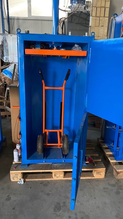 Presă compactare 3.5 tone