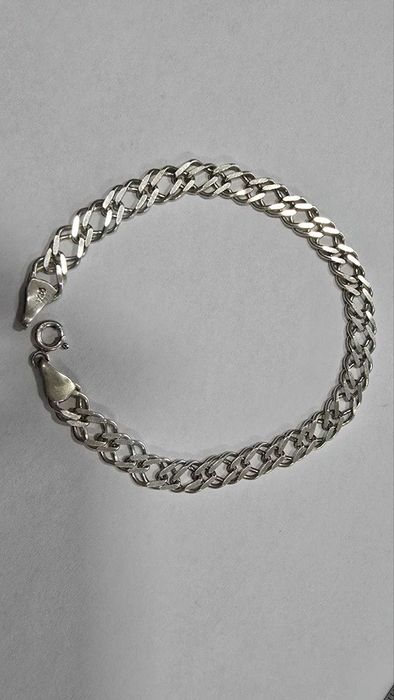 Сребърна гривна 925