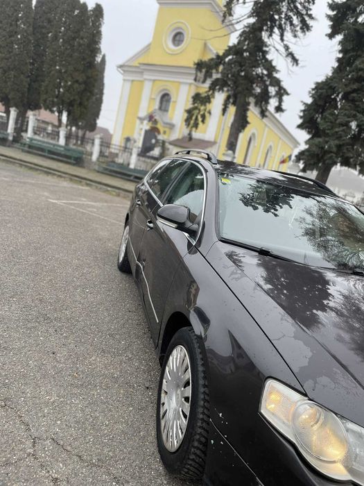 Vând Vw passat 1.9 an 2008