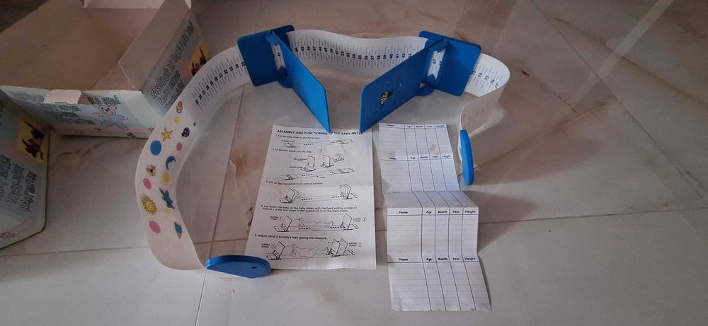 riglă măsurare bebeluși