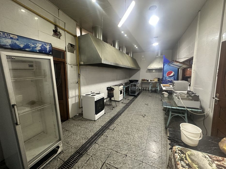 Аренда помещения нежилого здания 600 квадратов вдоль дороги