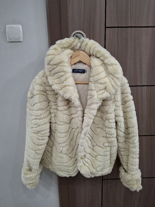 Много запазено кожухче