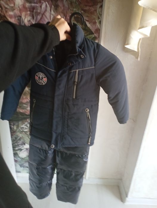 Куртки все по 2000 тыс тг