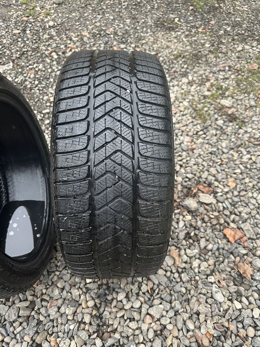 Vand Cauciucuri r18 iarna