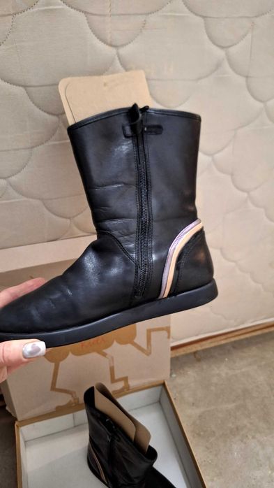 Детски боти CAMPER