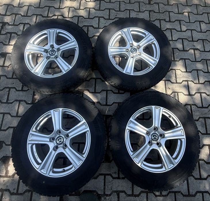 Зимен комплект гуми с джанти за Mazda CX-5 5x114.3