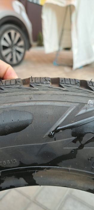 Срочно продам шины 175/70 R 13.
