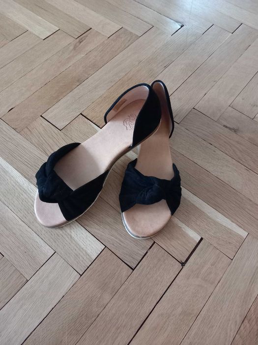 Сандали Apple of Eden