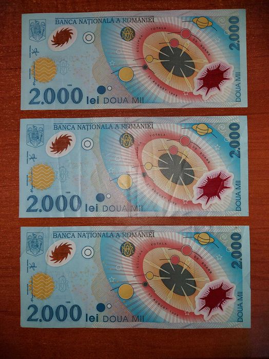 Vand 3 bancnote de colectie de 2000 lei, an 1999 (eclipsa de soare)