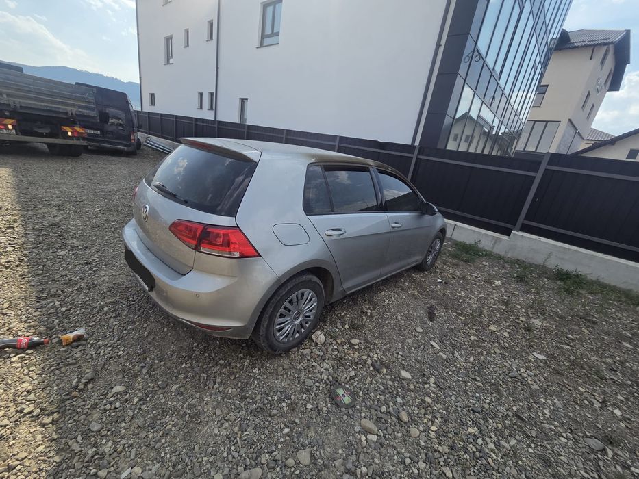 VOLKSWAGEN Golf 2015 — imagine 2
