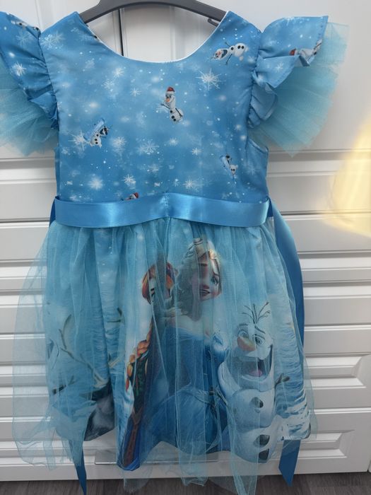 Rochita Elsa si Ana 5 ani