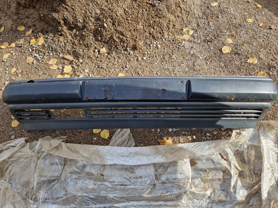 Продам на мерседес 124