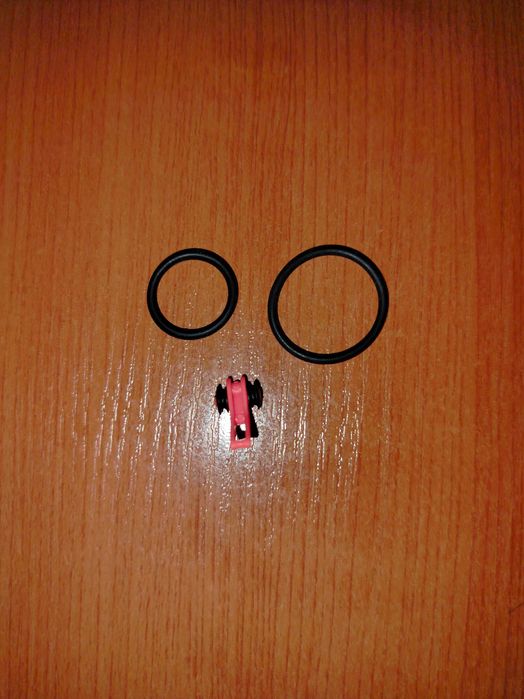 Силиконова ларва и воблер