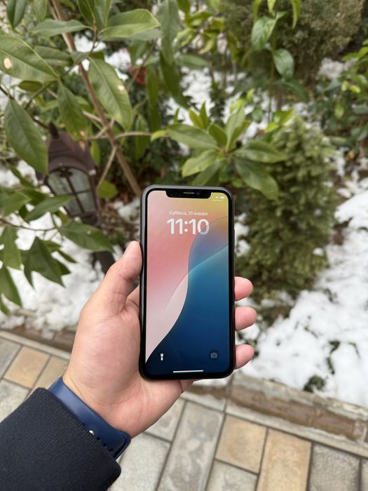 Iphone xr ayfon xr 64gb qora sotiladi tel ideal aybi yo face ishlidi