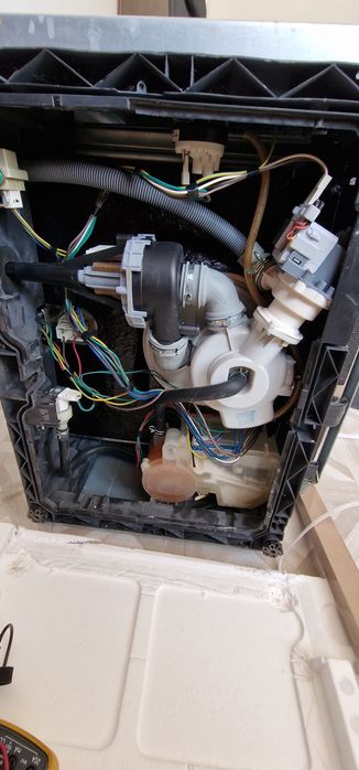 Посудомоечная машина Candy CDI 2012