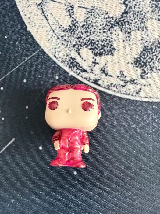 Stranger Things Kinder Joy фигурки