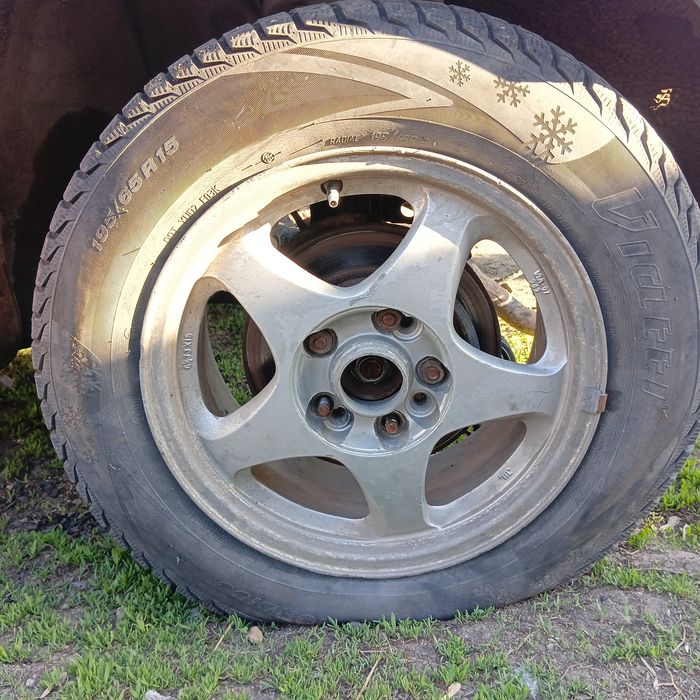 Продам диски с резиной