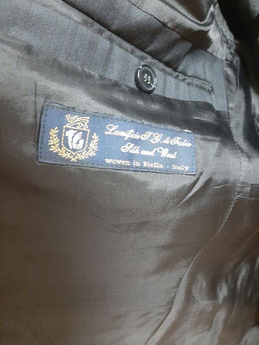 Костюм мужской..