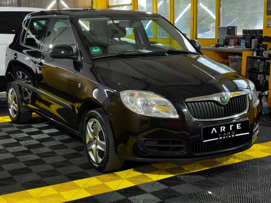 SKODA Fabia 2010 — imagine 2