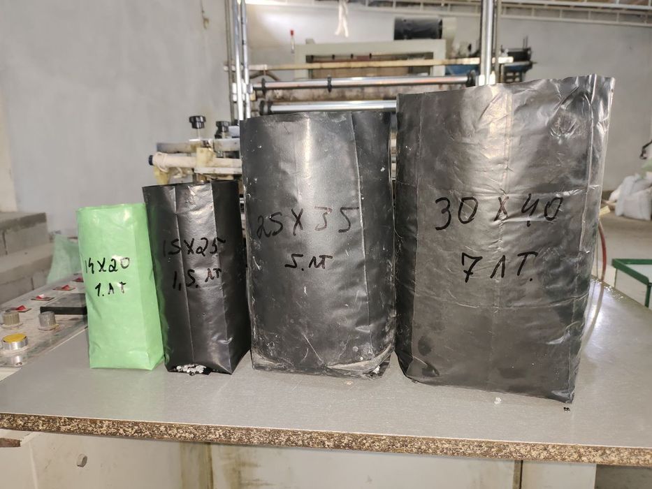 Atirgul pista pomidor bodiring uchun salafan paketlar