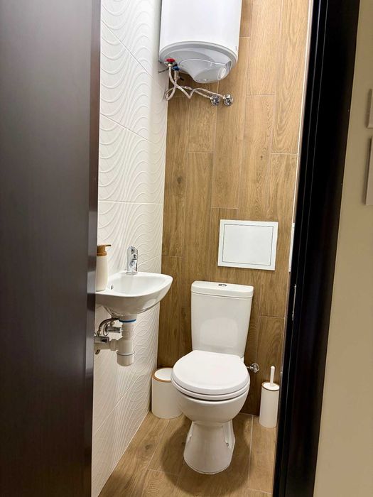 Дава се под наем Тристаен апартамент в София, Красно село - 85 кв.м за 640 € - Снимка #8