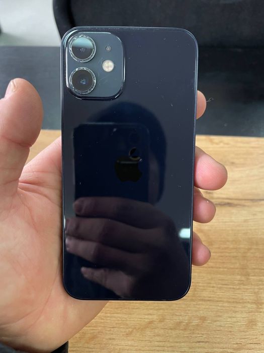 Iphone 12 mini kor dok yo cizilgan joy bor 128 talik 75 yomks abmen yo