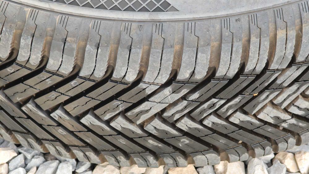 Лизинг TBi 18''Cr-v 225 60 18 Джанти+Гуми NEXEN DOT0524 Honda