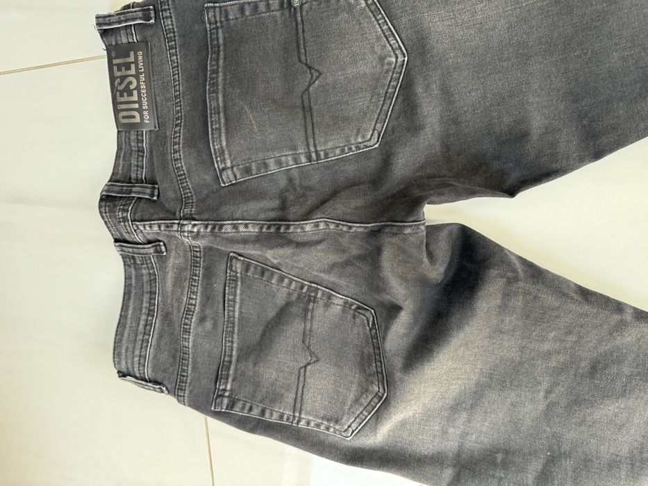 Blugi barbati Diesel