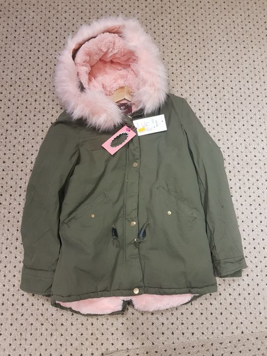 Geci de fete  noi 100 lei buc pt cine le ia pe toate!