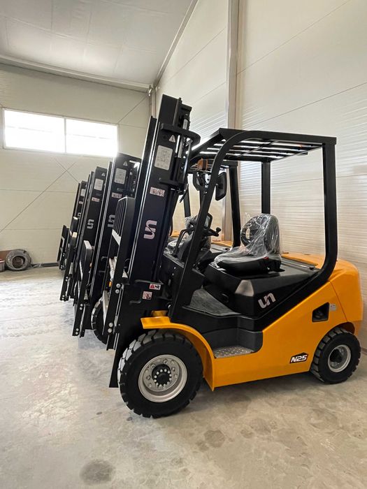 Motostivuitor NOU 2,5T DIN Stoc cu Grantie