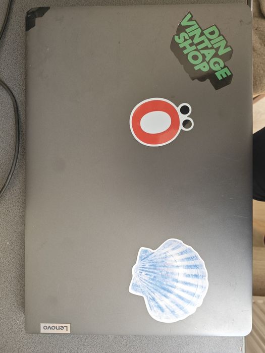 Laptop Lenovo V17 G2 ITL i5 gen 11  cu 17"