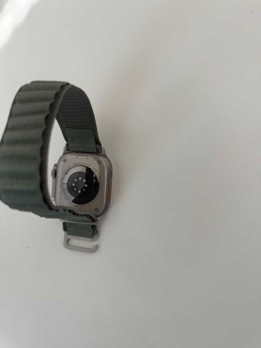 Продавам Apple Watch Ultra Titanium 49mm - Original