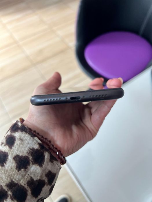 Telefon Iphone 11 stare buna