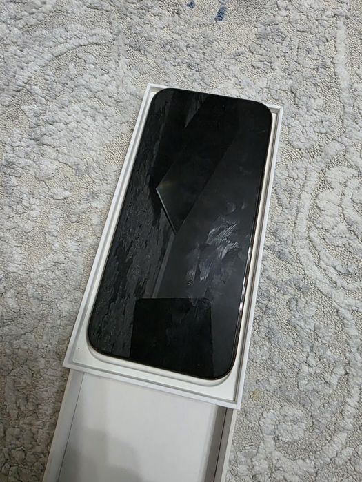 Продам Iphone 16 Pro Max на 256Гб.