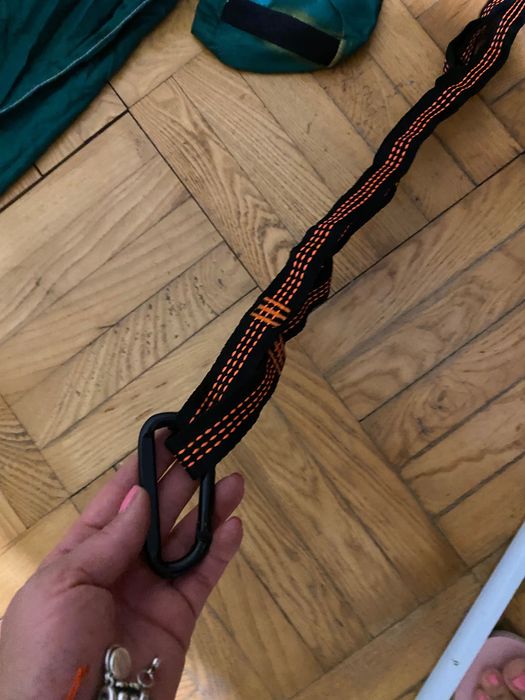 Здрав хамак в маслено зелен цвят