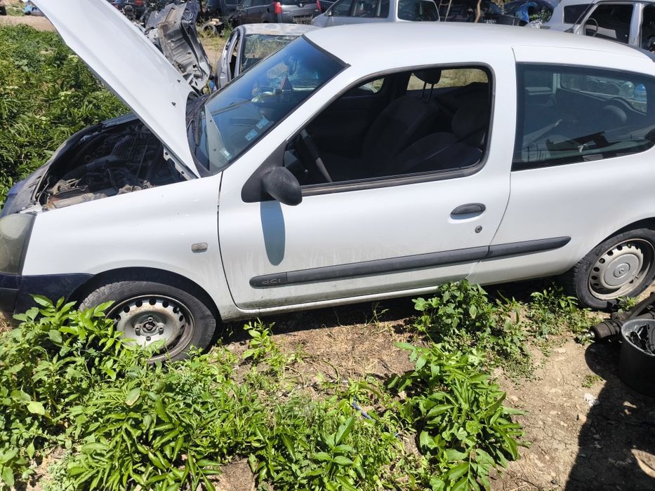 Рено клио На части dci 2003г