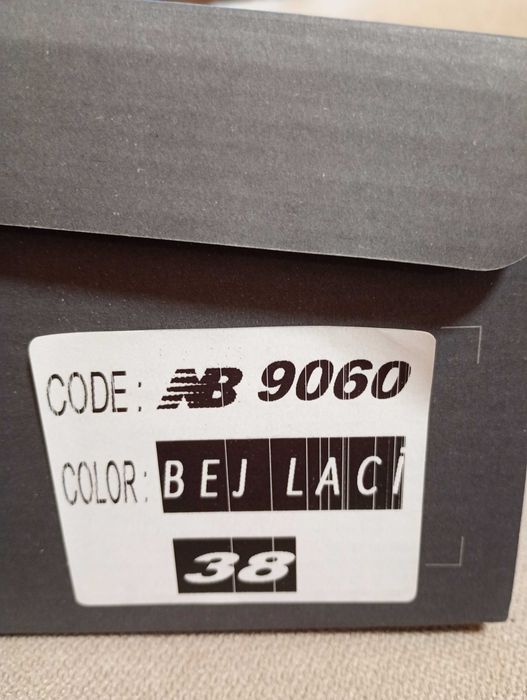 NEW BALANCE 9060 нови