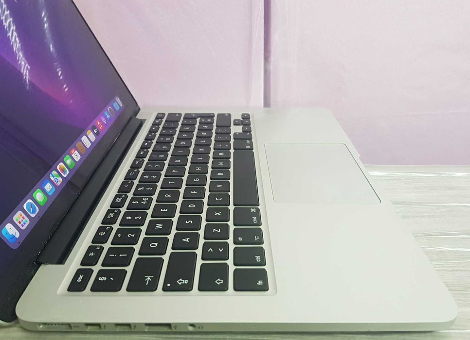Macbook pro 13 2015 in perfecta stare de functionare!