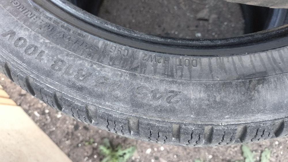 продам резину на 18