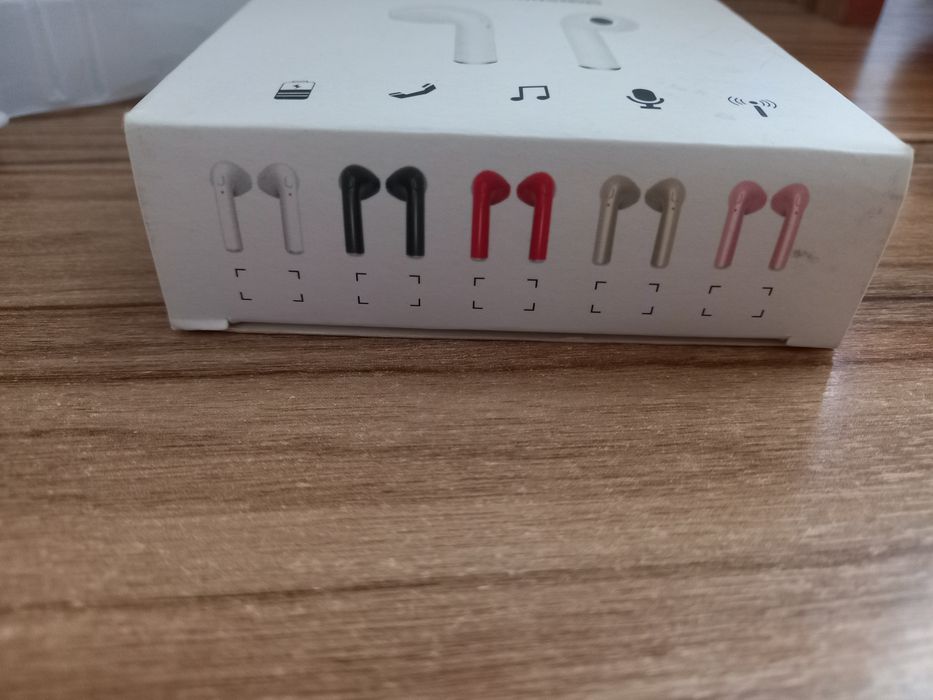 Продам наушники беспроводные